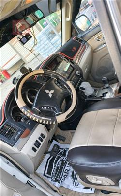 ميتسوبيشي باجيرو